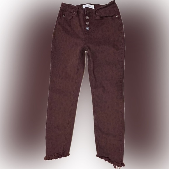 KanCan Victoria Mid-Rise Button Fly Jeans | Burgundy | Size 7 / 27 - Picture 3 of 16